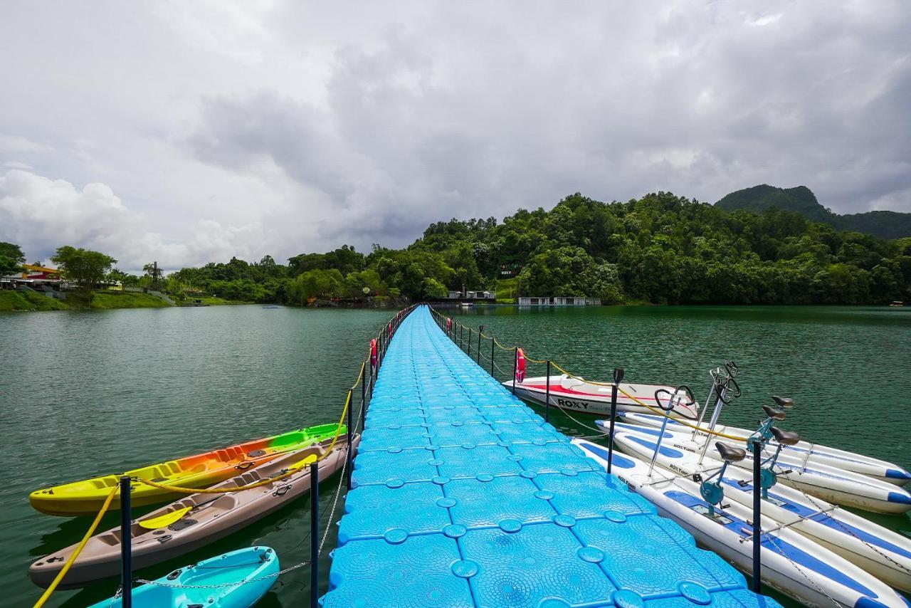 Roxy Tasik Biru Resort City Bau Kültér fotó