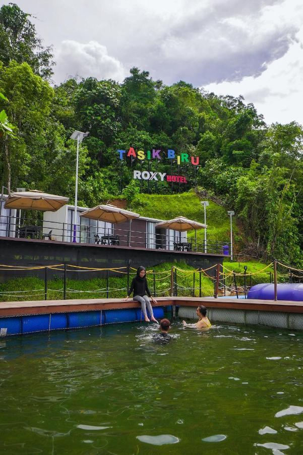 Roxy Tasik Biru Resort City Bau Kültér fotó